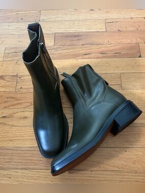 Franco Sarto Olive Green Leather Ankle Booties